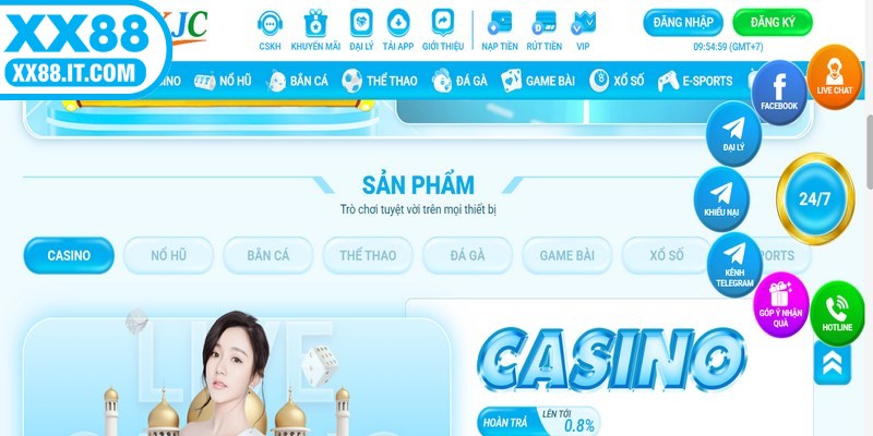 Trang chủ chính cũng cung cấp tính năng chat trực tuyến ngay đến người chơi